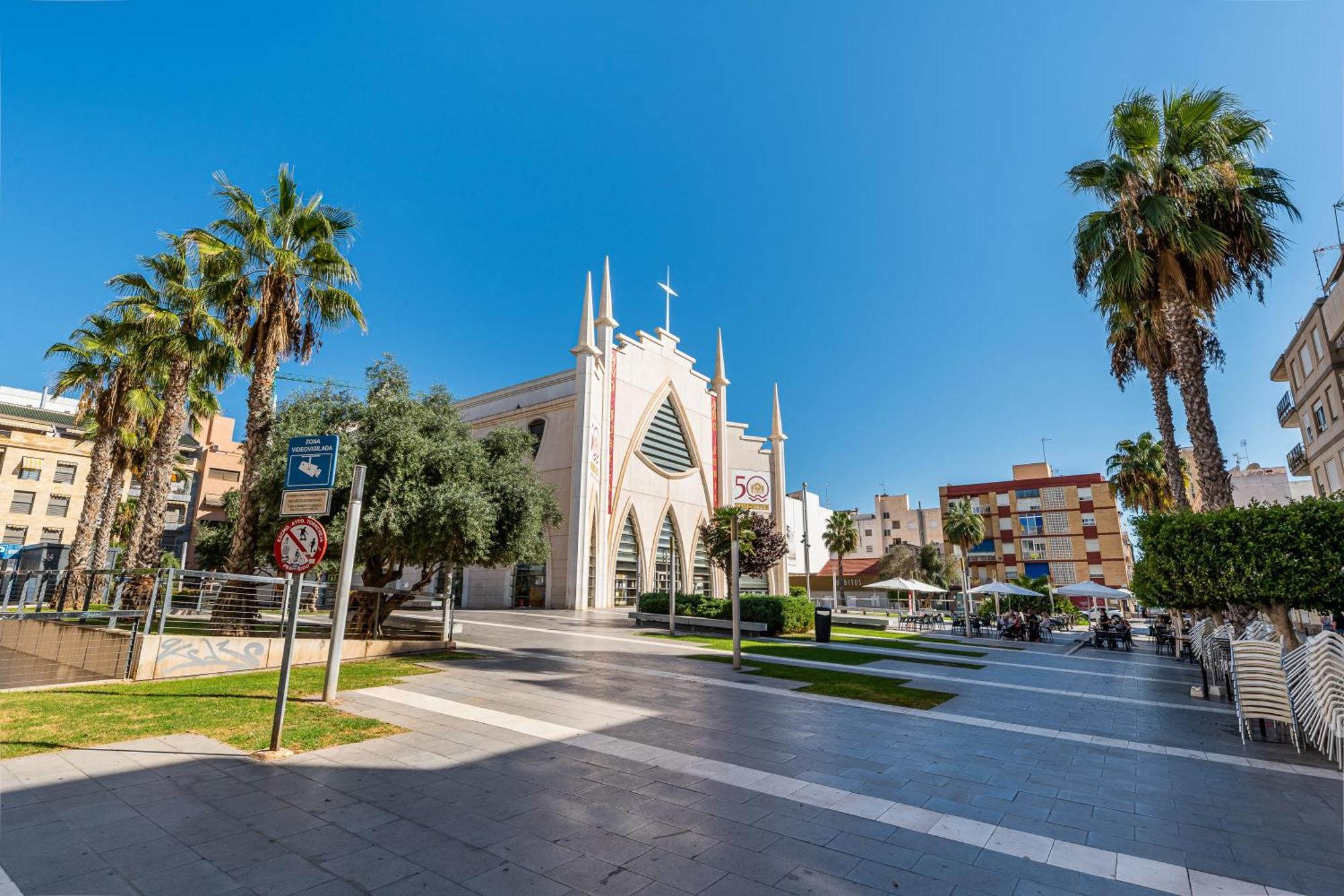 Apartamento En Centro Torrevieja Exterior photo