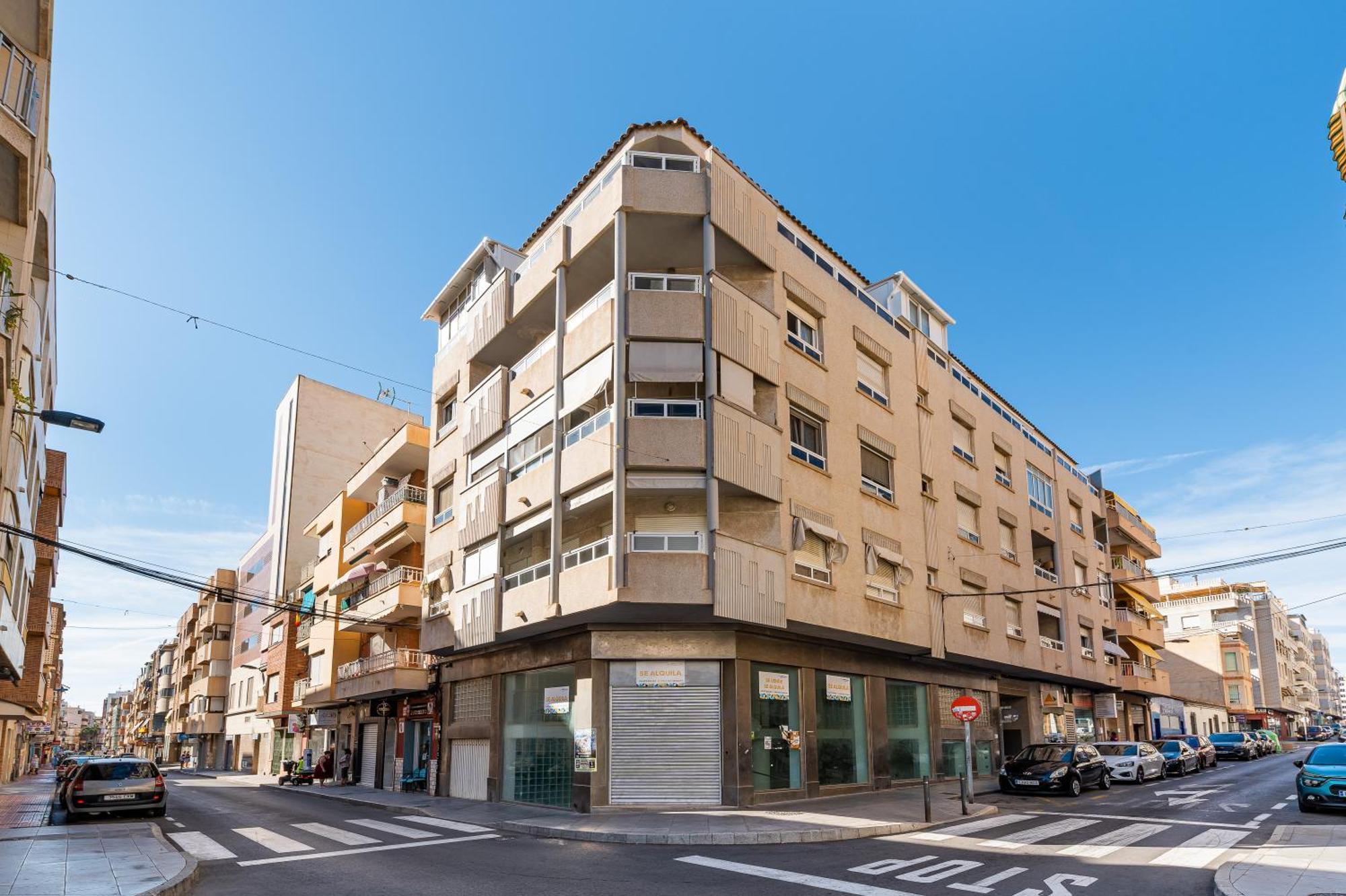 Apartamento En Centro Torrevieja Exterior photo